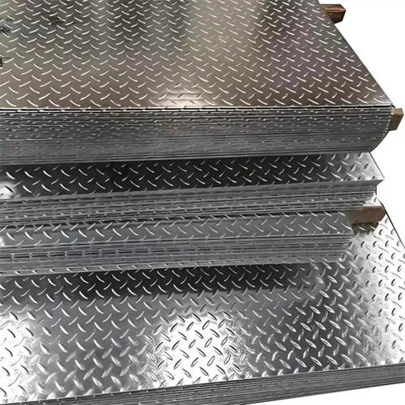 Como a placa de aço com padrão de diamante para aplicações industriais pode melhorar a segurança e o desempenho de suporte de carga